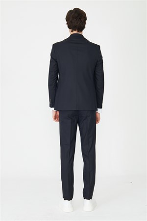 Lacivert İnce Çizgili Modern Slim Fit Klasik Yaka Takım Elbise