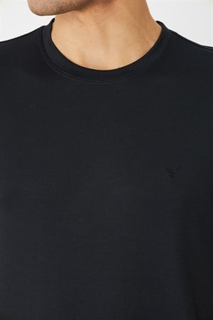 Siyah Bisiklet Yaka Basic T-shirt