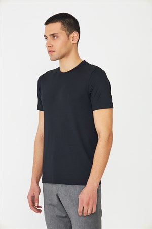 Siyah Bisiklet Yaka Basic T-shirt
