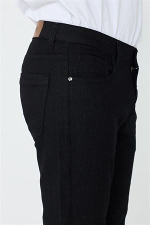 Siyah Dynamic Fit Mikro Desenli Yazlık Kot Pantolon