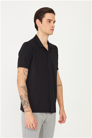 Siyah Gömlek T-Shirt 