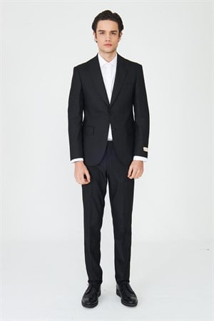 Siyah İnce Çizgili Modern Slim Fit Klasik Yaka Takım Elbise