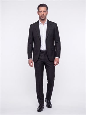Siyah Sivri Yaka Regular Fit 6 Drop Çizgili Takım Elbise