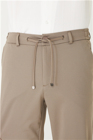 Bej Modern Kesim Bağcıklı Smart Casual Jogger Pantolon