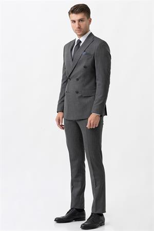 Açık Gri Uyumlu Beyaz İnce Çizgili Slim Fit Kalıp Kruvaze Premium Takım Elbise
