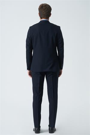 Lacivert Slim Fit Kalıp Klasik Esnek Likralı Kapaklı Cepli Takım Elbise