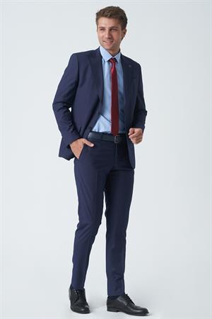 Koyu Mavi Slim Fit Kalıp Esnek Likralı Kapaklı Cepli Takım Elbise