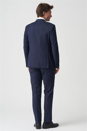 Koyu Lacivert Beyaz İnce Çizgili Slim Fit Kalıp Kruvaze Premium Takım Elbise