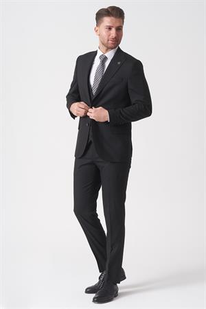 Siyah Slim Fit Kalıp Yelekli Klasik Esnek Likralı Kapaklı Cepli Takım Elbise