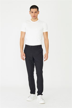 Siyah Modern Kesim Kumaş Pantolon