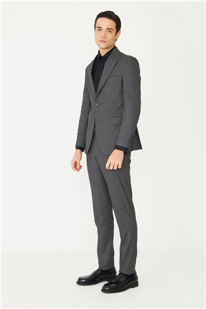 Gri İnce Çizgili Klasik Yaka Zamansız Stil Erkek Takım Elbise
