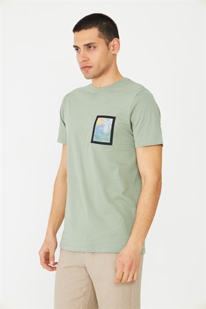 Yeşil Bisiklet Yaka Baskı Detaylı Erkek T-Shirt