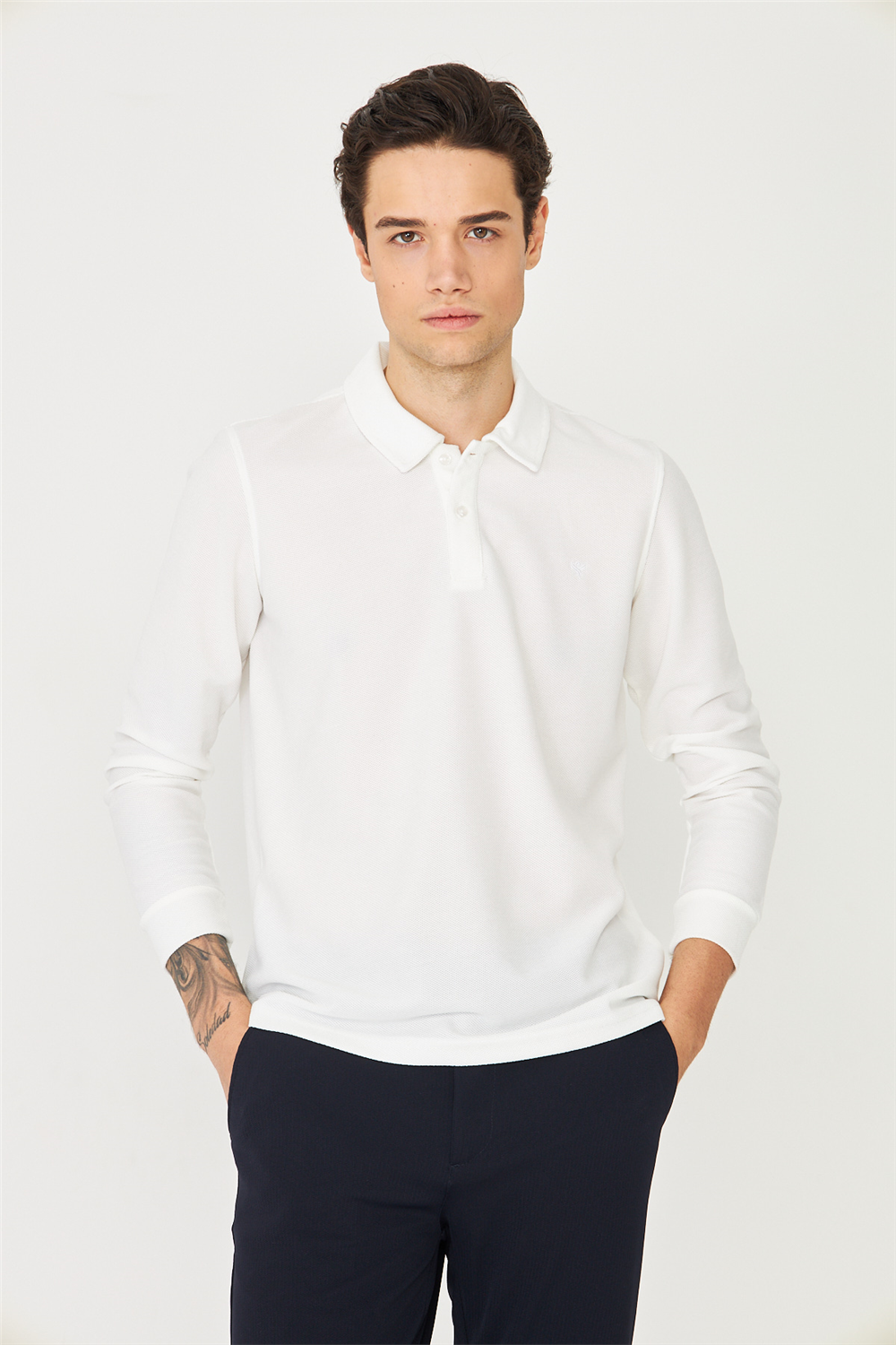 White StoneBeyaz Polo Yaka Sweatshirt 