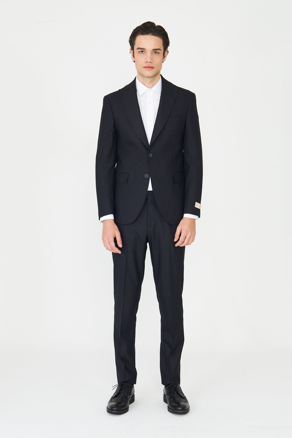 White StoneLacivert İnce Çizgili Modern Slim Fit Klasik Yaka Takım Elbise