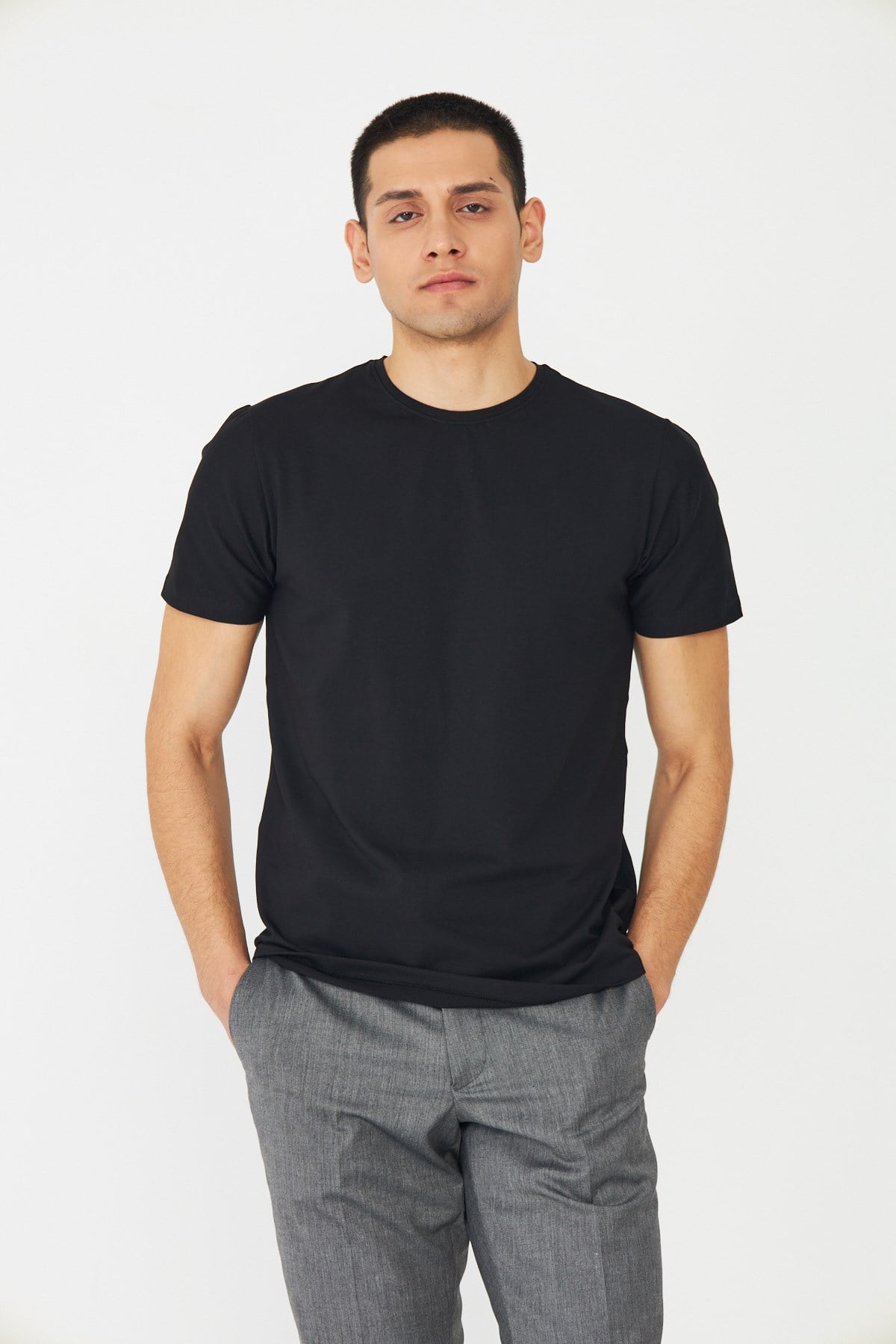 White StoneSiyah Basic Bisiklet Yaka Erkek T-Shirt