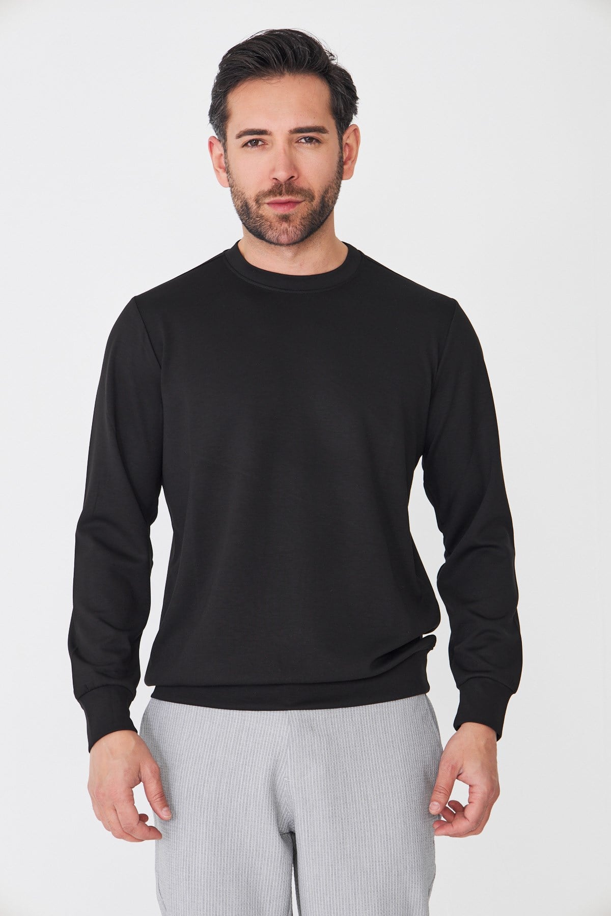 White StoneSiyah Sıfır Yaka Uzun Kollu Basic Sweatshirt