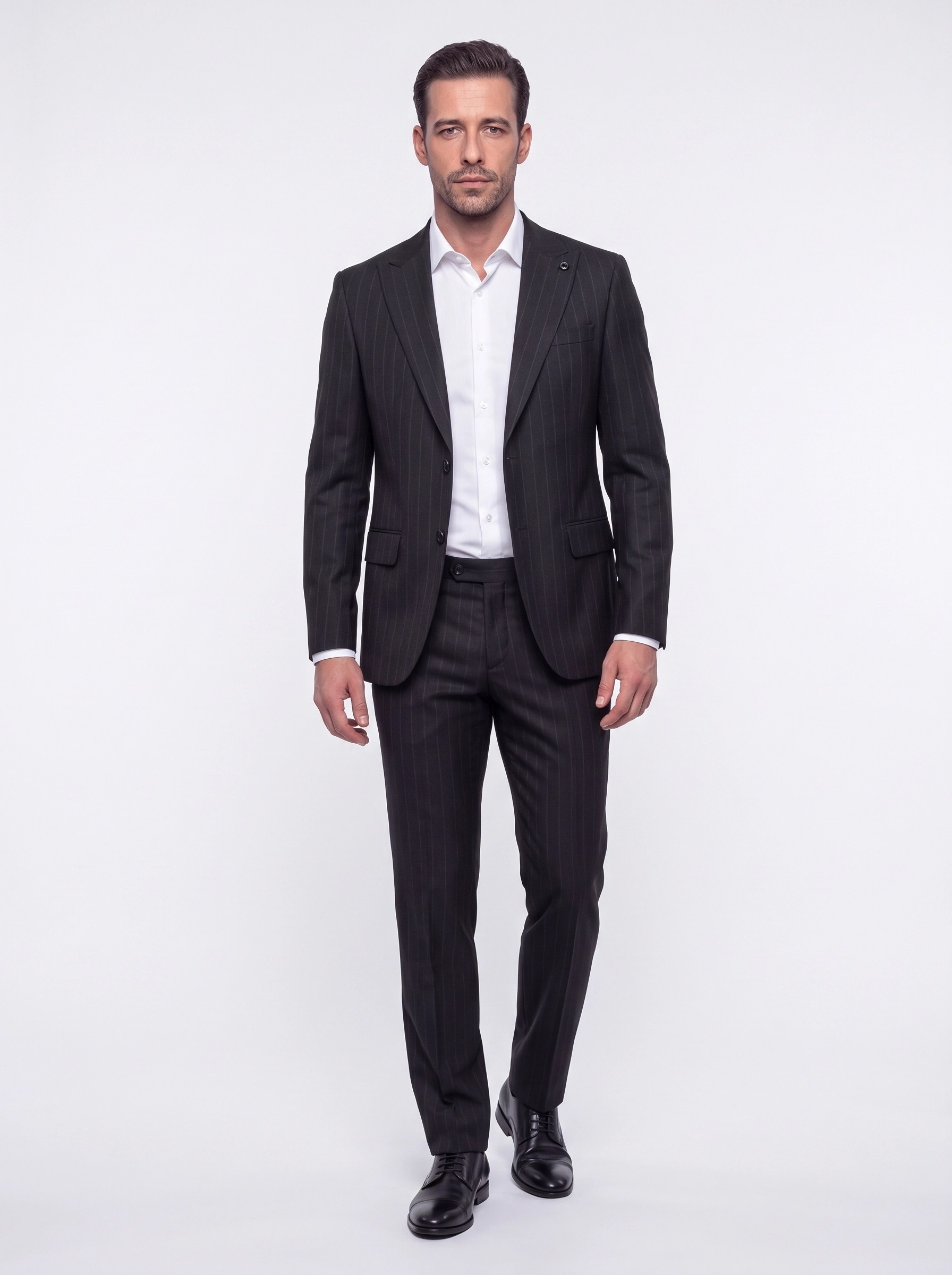 White StoneSiyah Sivri Yaka Regular Fit 6 Drop Çizgili Takım Elbise