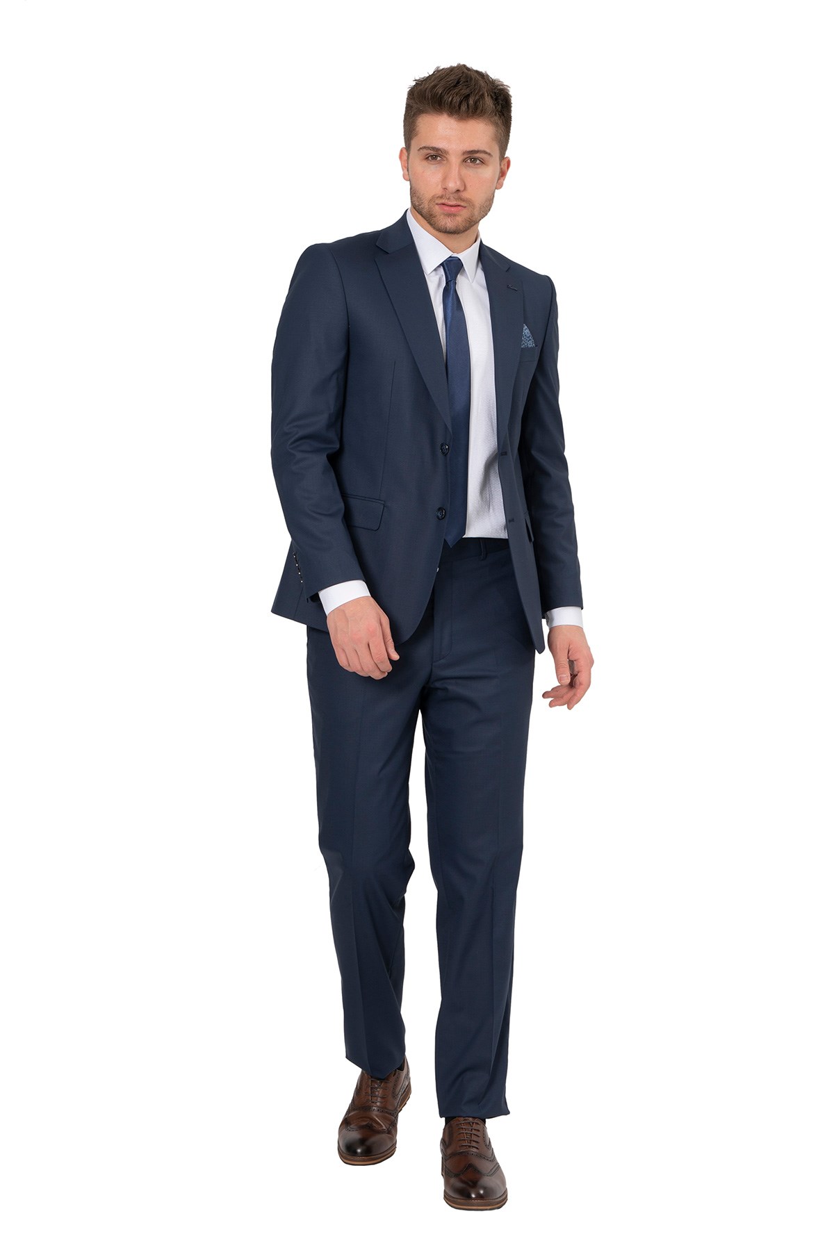 White StoneWHİTE STONE  2020-Y  %25 YÜN %18 VİSKON %55 POLYESTER %2 LİKRA TAKIM ELBİSE    PARLEMENT 4 Drop