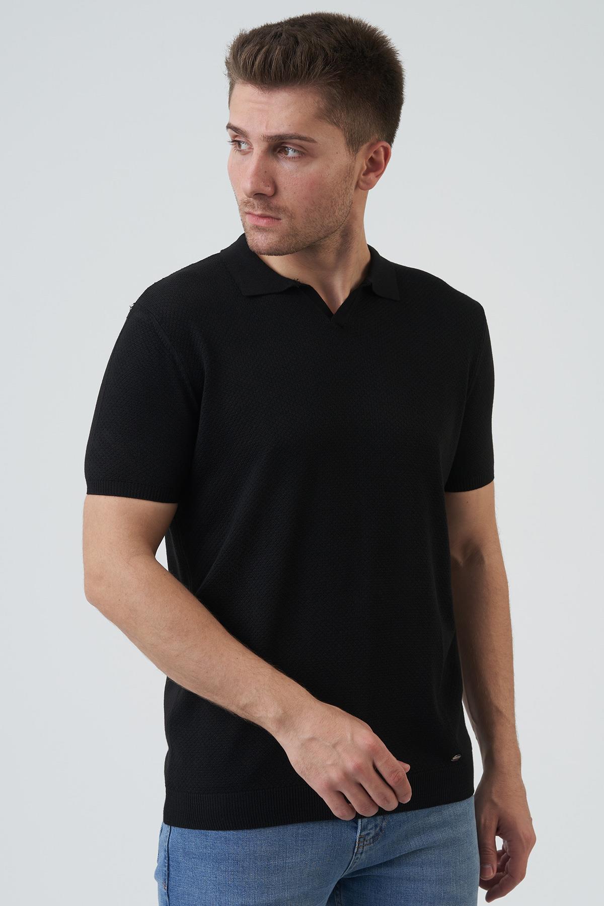 White StoneWHİTE STONE  2024-Y  16039 KABARTMA YAKALI  TSHIRT    SİYAH