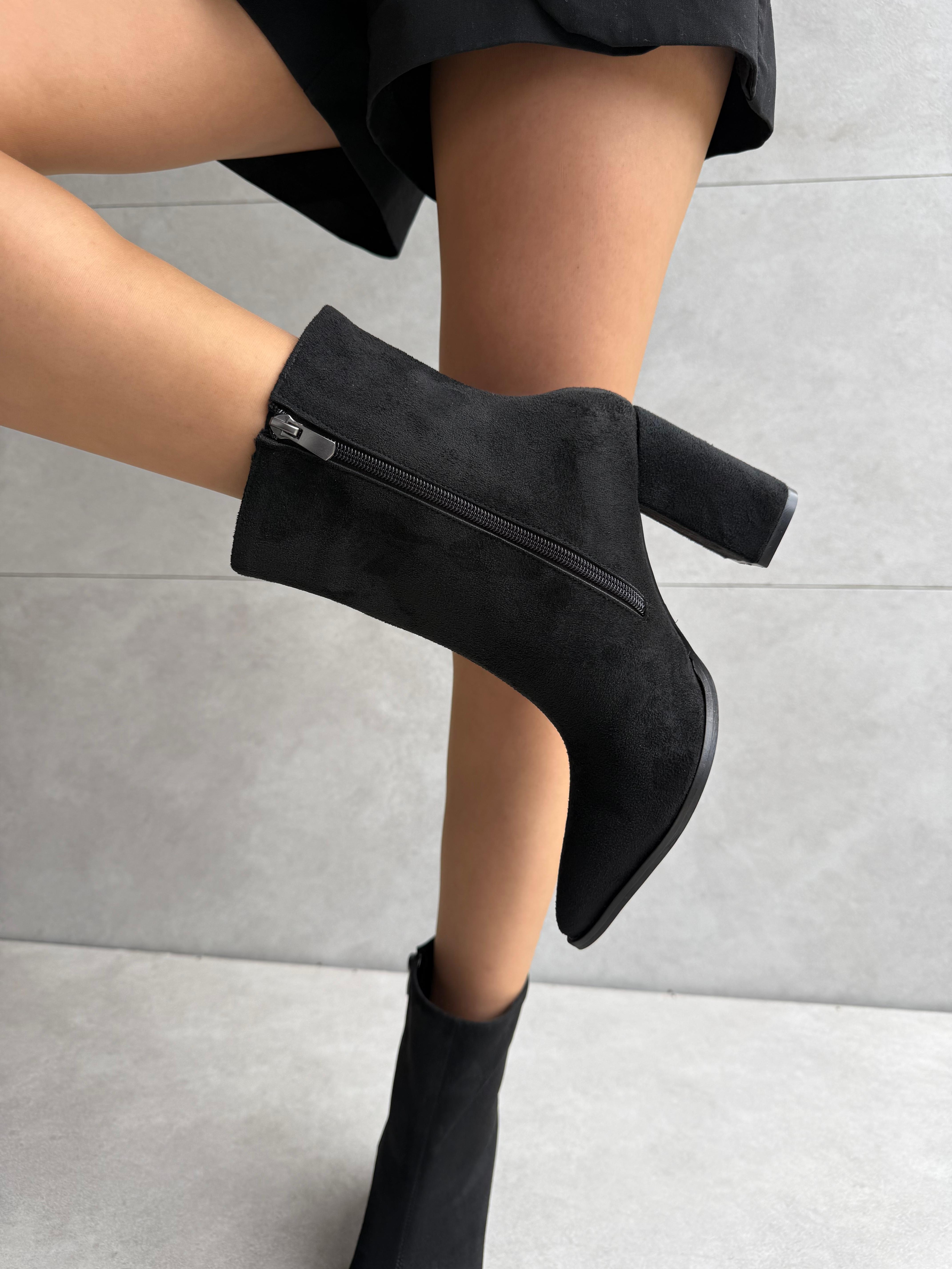 Bally Siyah Süet Topuklu Kadın Ayakkabısı