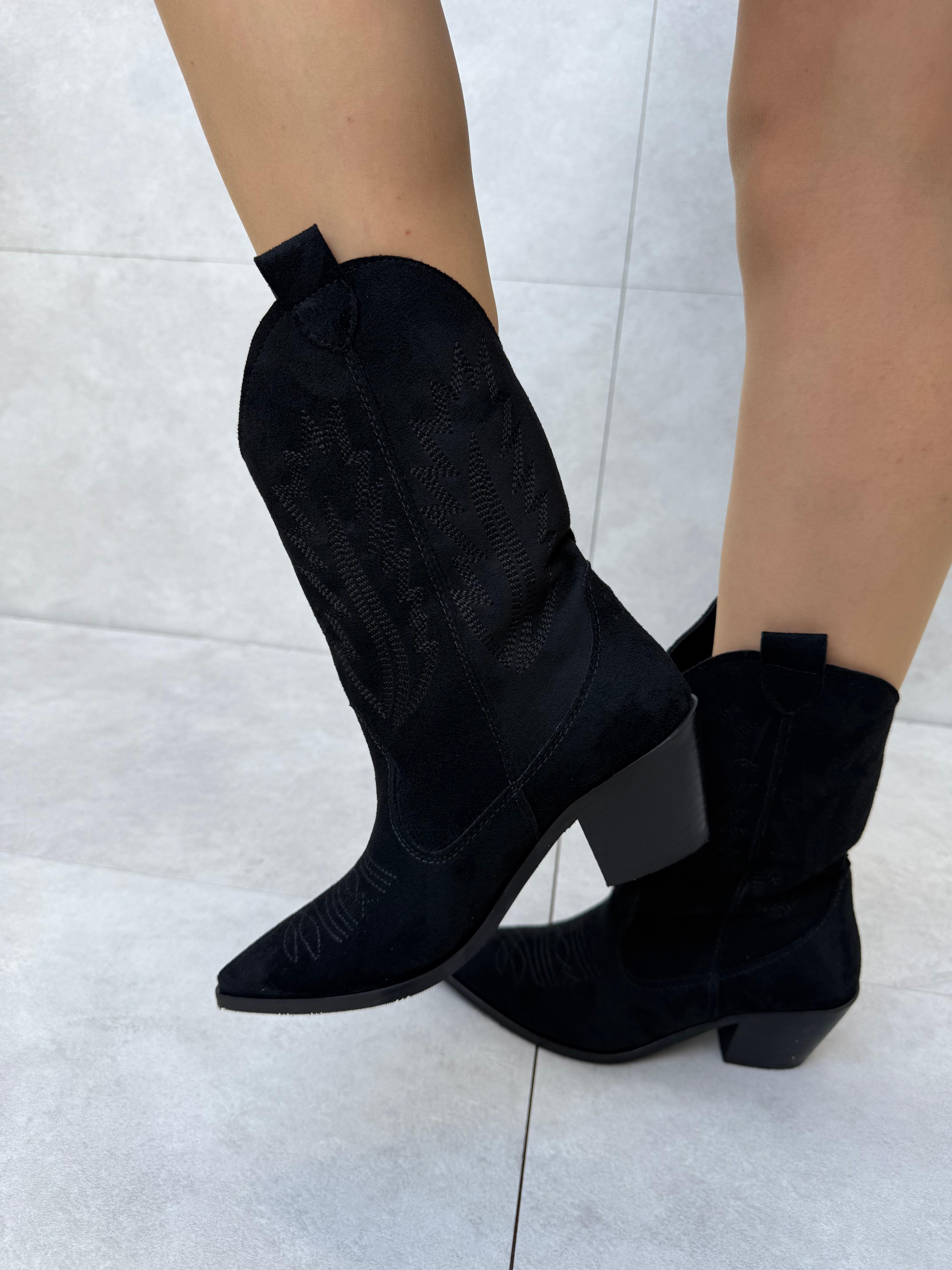 Deswa Siyah Süet Kısa Kovboy Bot