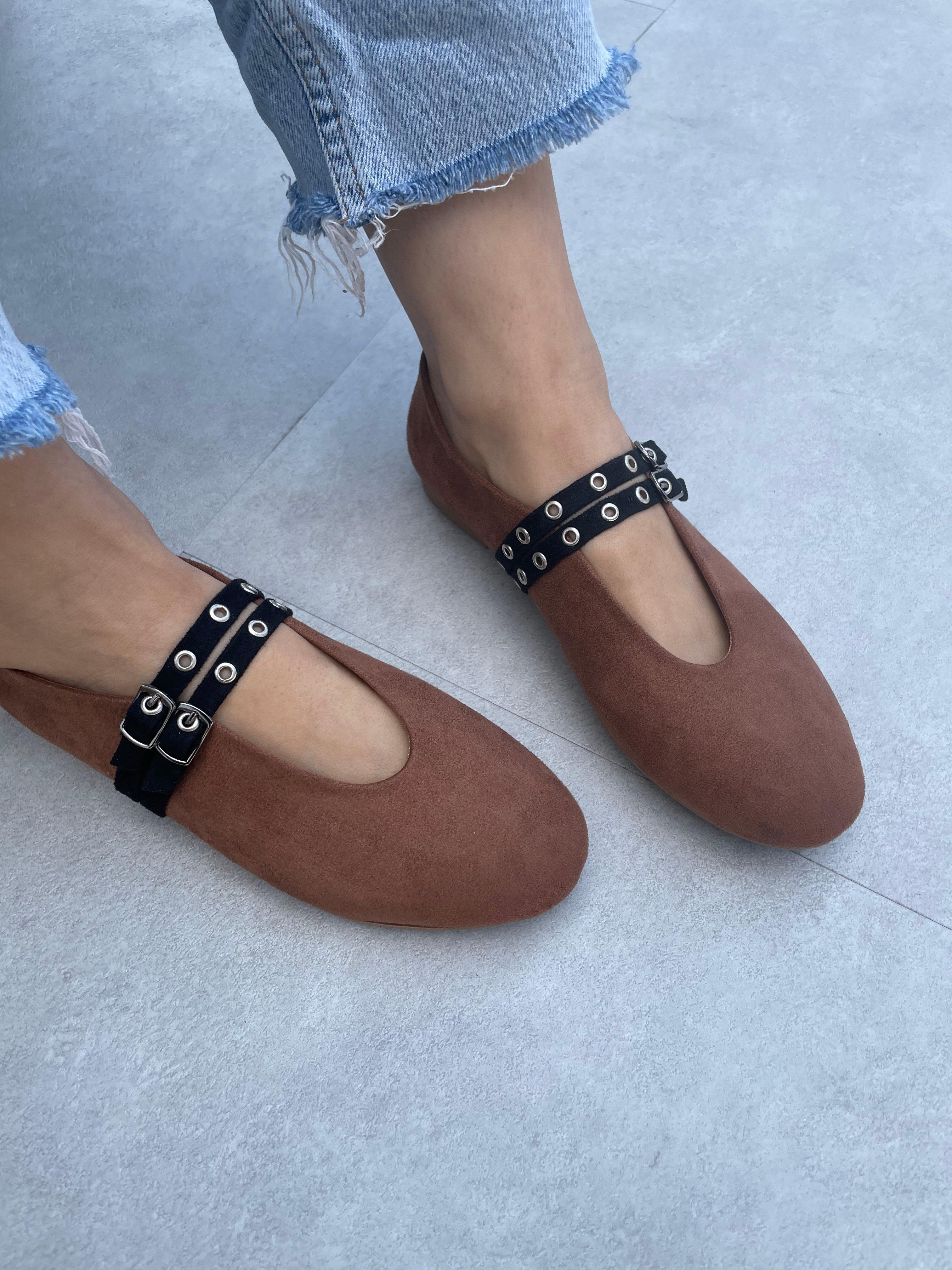 Keja Taba Süet Kemer Detaylı Babet