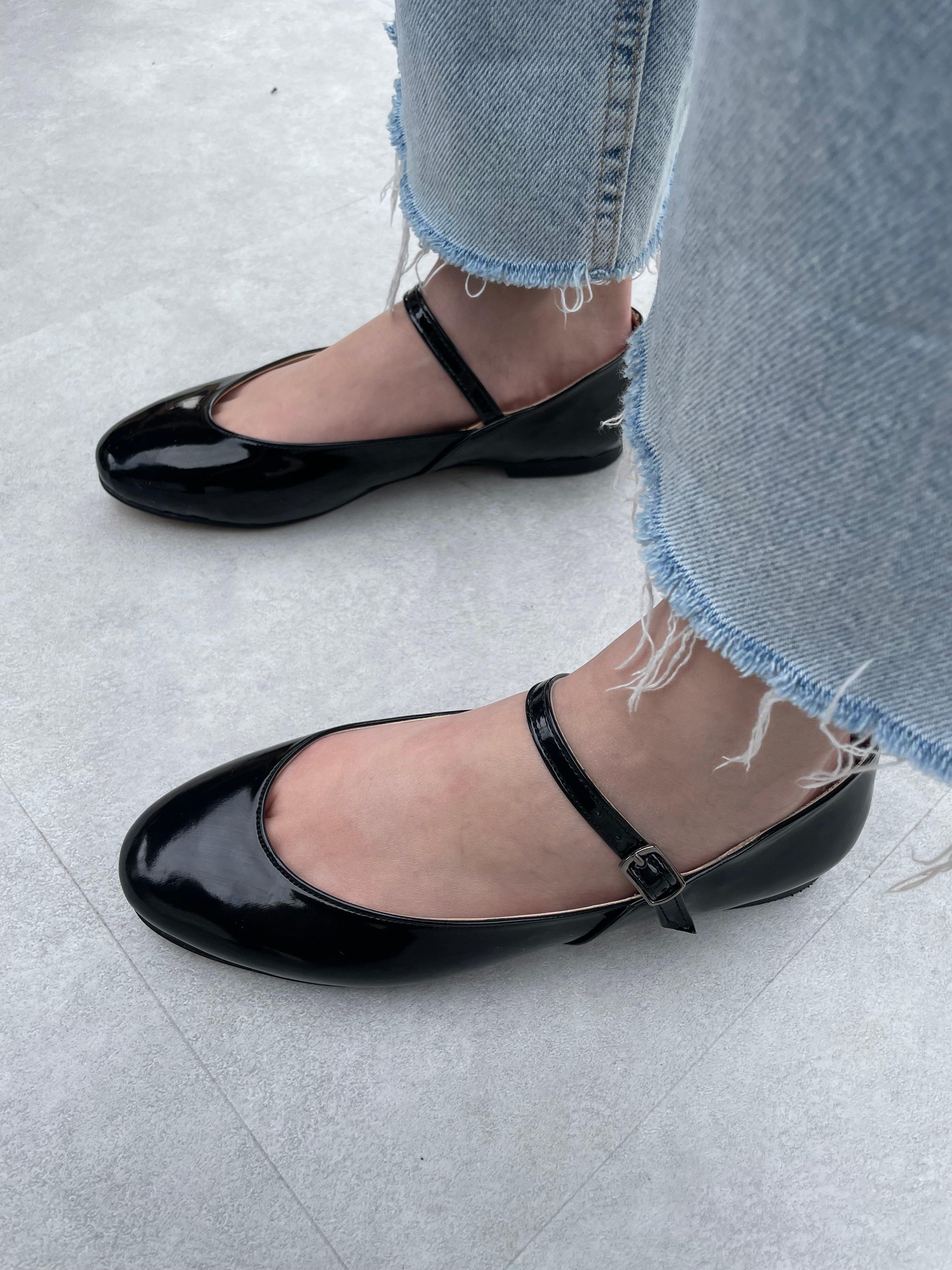 Lina Siyah Rugan Babet