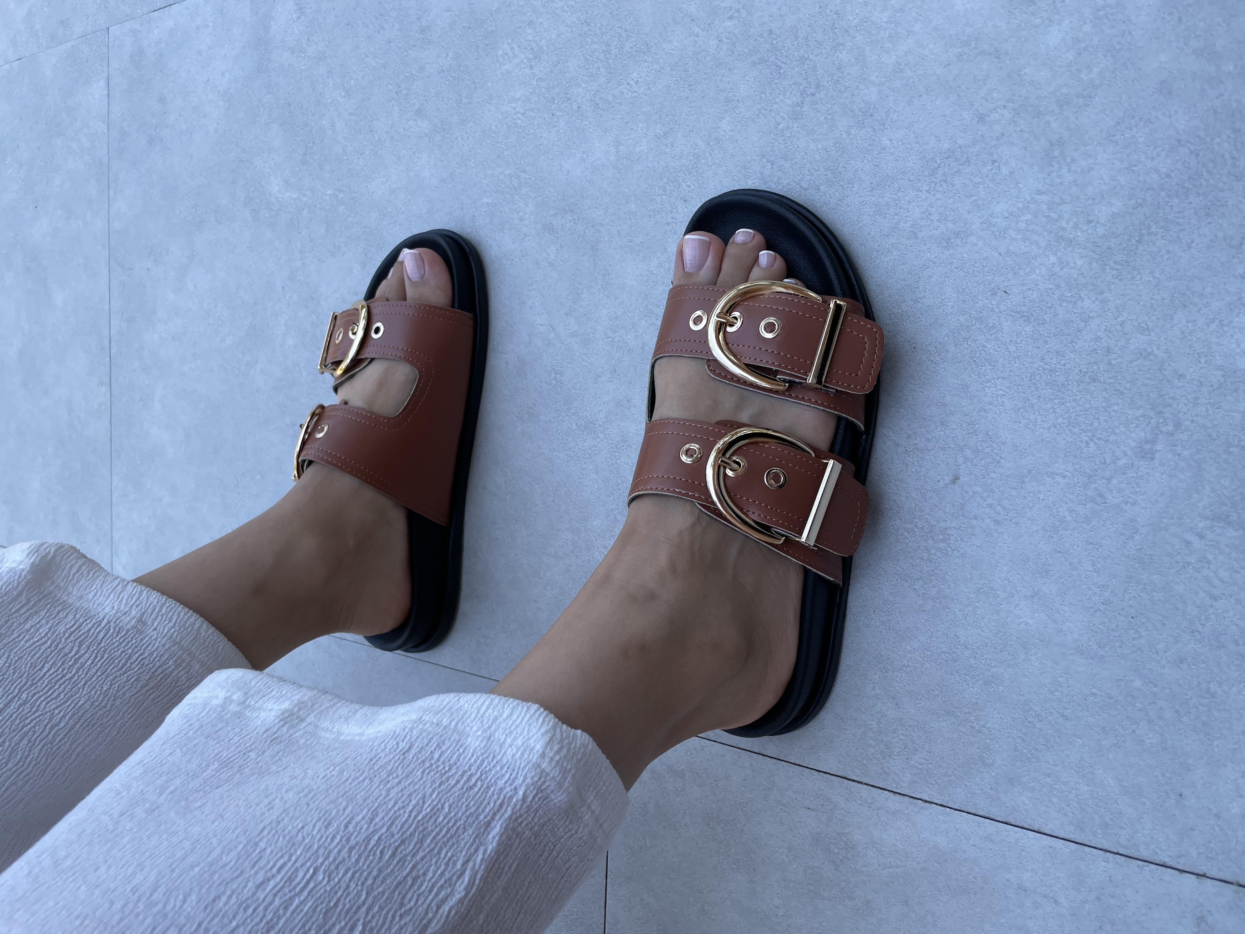 May Taba Cilt Aksesuarlı Terlik