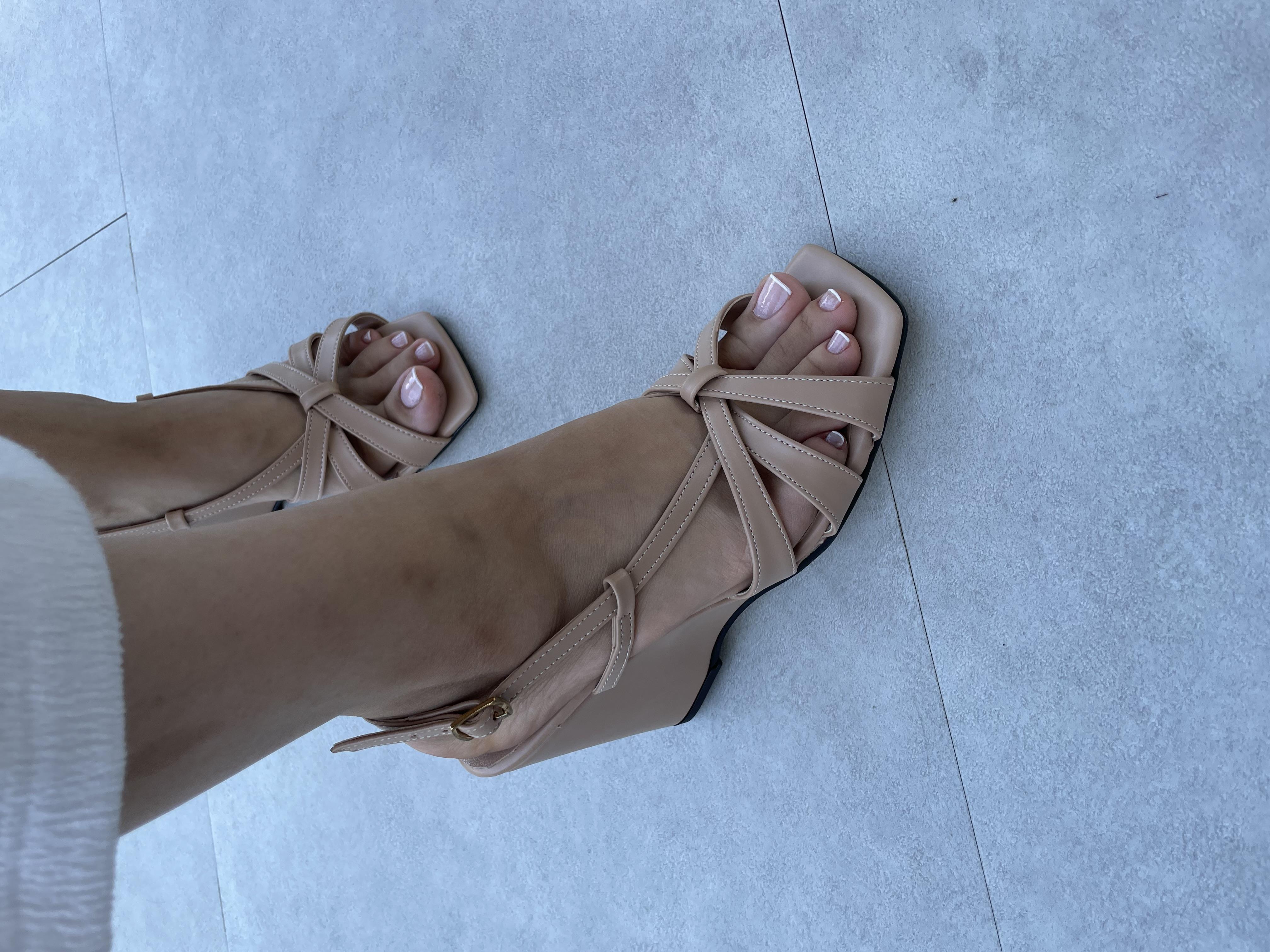 Sesta Nude Renk Çapraz Bantlı Platformlu Topuklu Ayakkabı