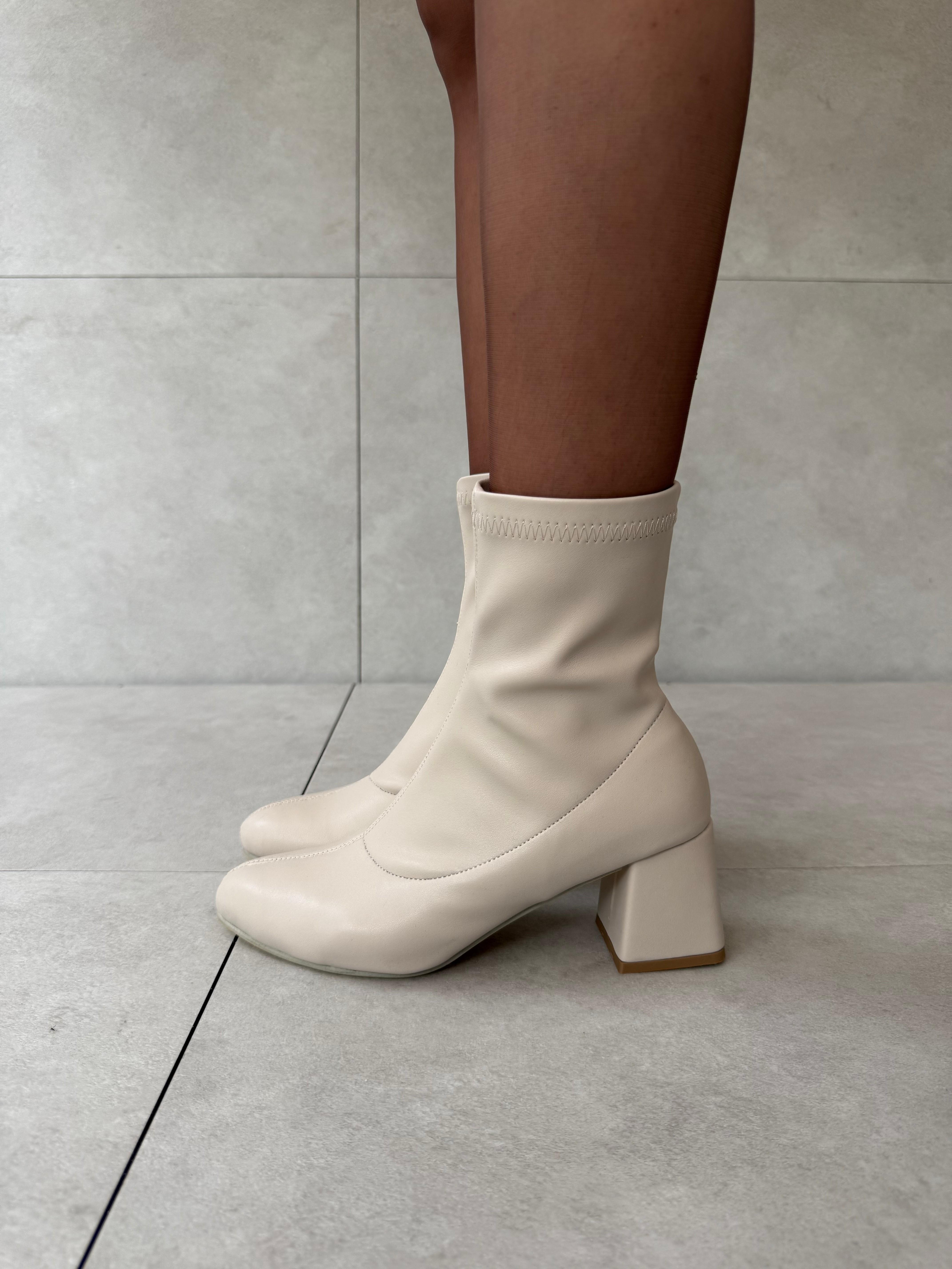 Viel Bej Deri Oval Burunlu Kadın Esnek Streç Bot 