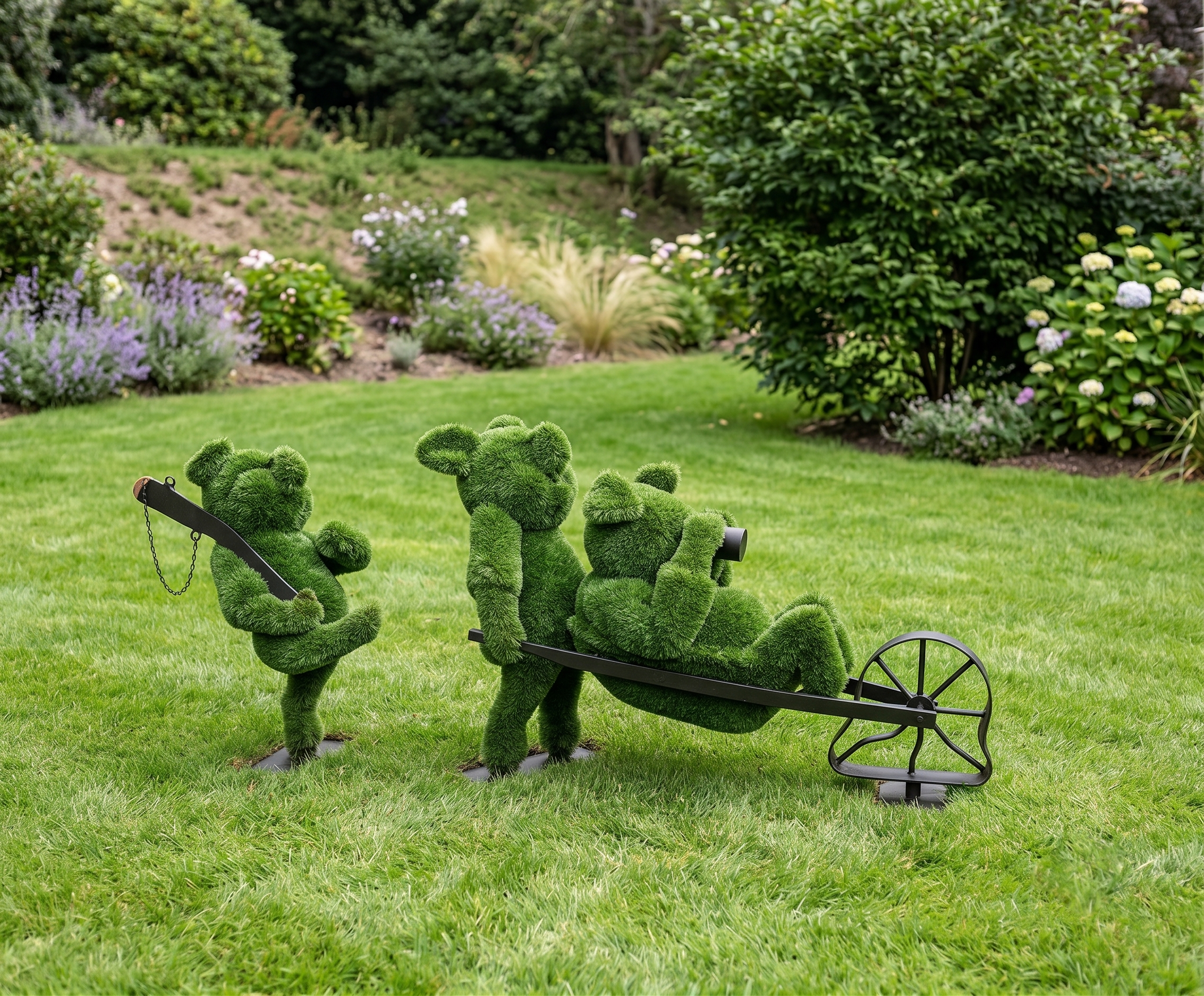 Three Little Pigs Masalsı Üç Küçük Domuzcuk Figürlü Peyzaj Sanatı - Çelik Konstrüksiyon Yapay Çim Heykeli ve Dev Topiary Seti (Kişiye Özel Ebat)