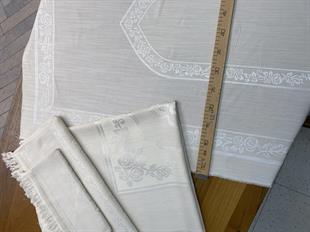 Gonca Desen Etamin Boşluklu Seccade, Kare Örtü ve İkili Havlu Set Kapuçino