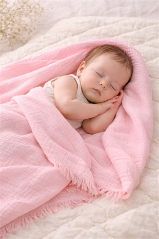 Kenarları Püskül Detaylı Müslin Hazır Örtü Pembe