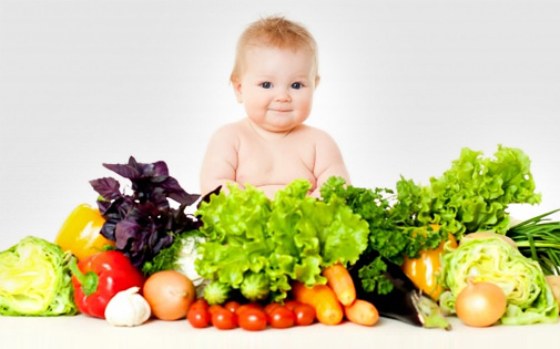Bebeklerde Ek Gıdaya Başlama Süreci ve Yapılması Gerekenler