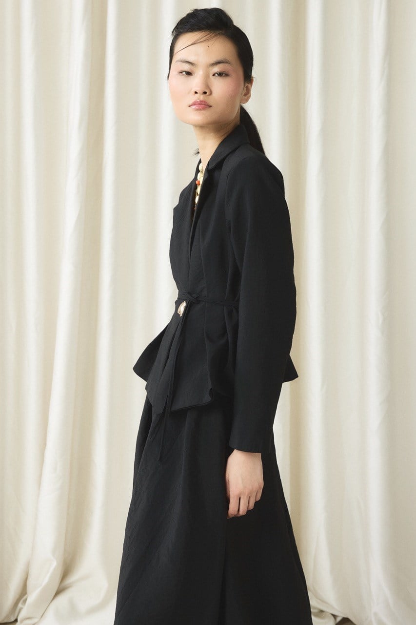 Belden Oturtmalı Ceketli Etek Takım - Siyah