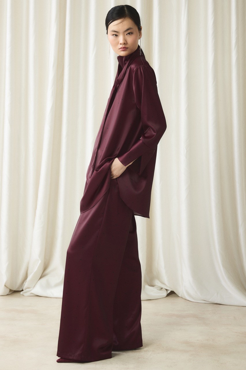 Kravat Yaka Puantiyeli Saten Takım - Bordo