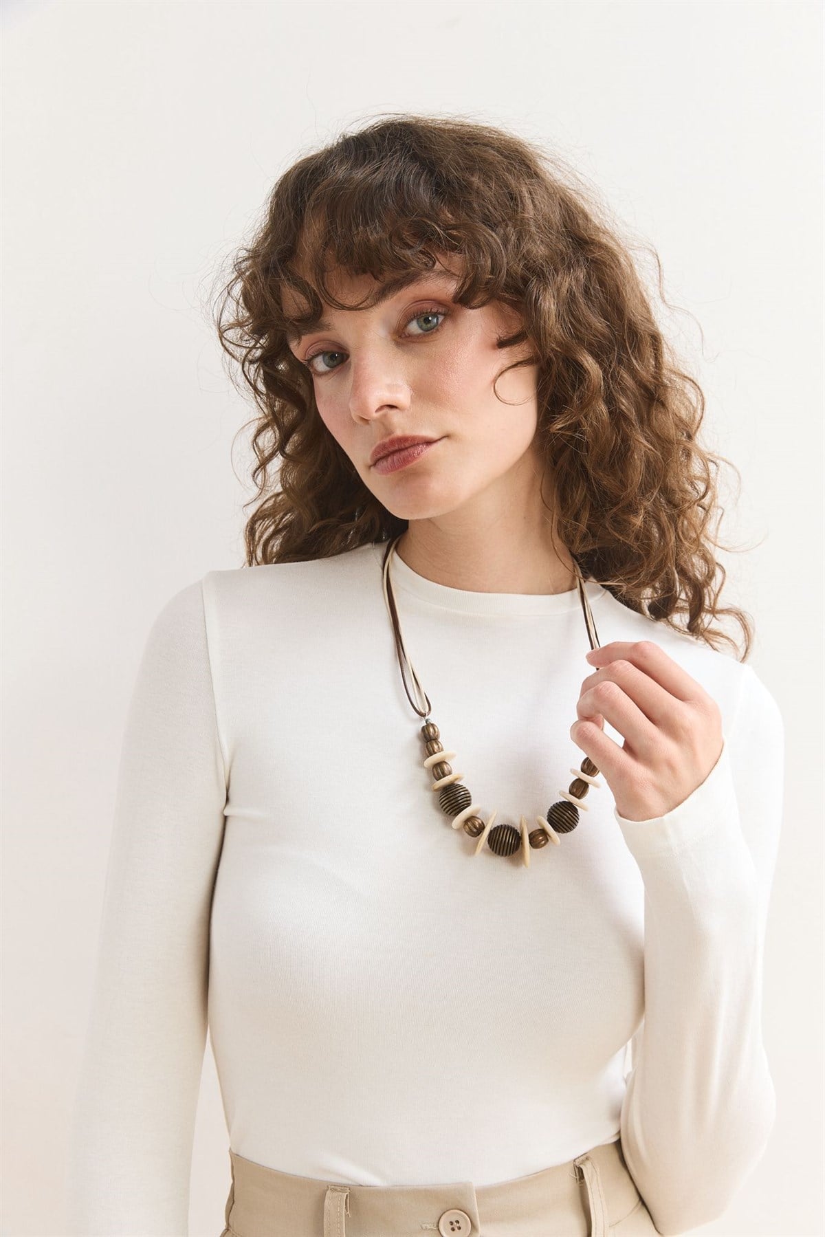 Akrilik Boncuklu Kolye - Kahve