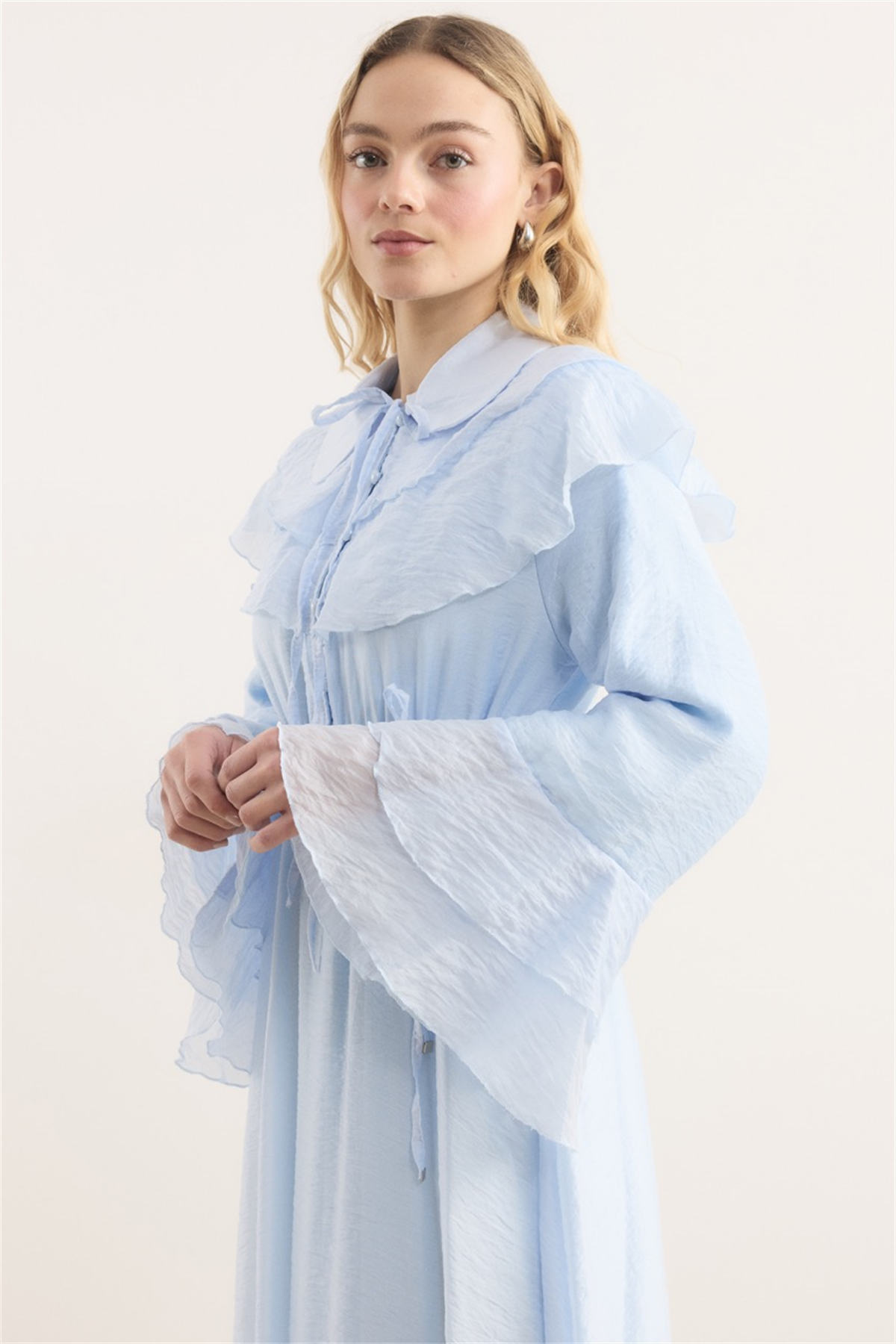 Amira Omuzdan Volanlı Elbise - Mavi