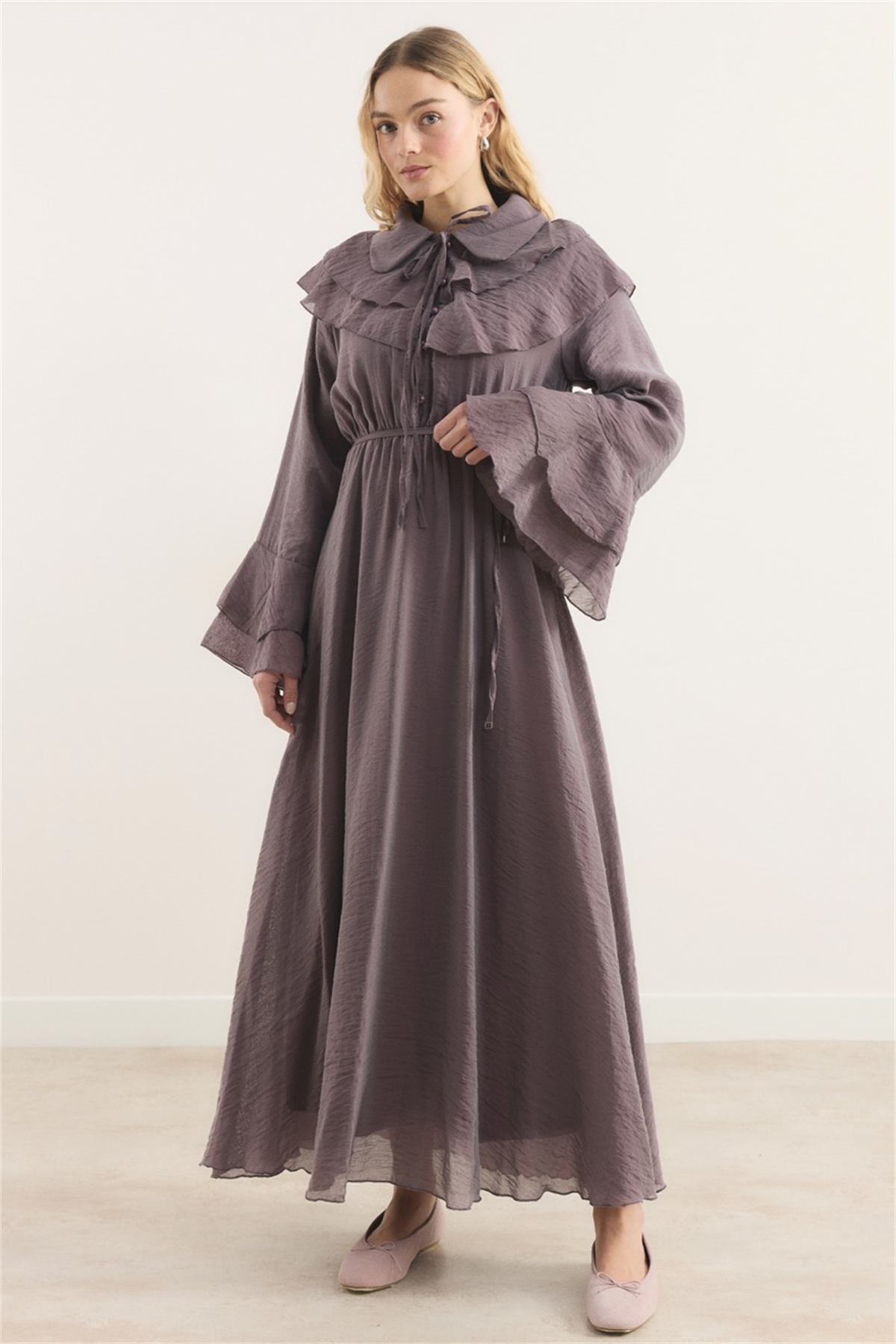 Amira Omuzdan Volanlı Elbise - Mürdüm