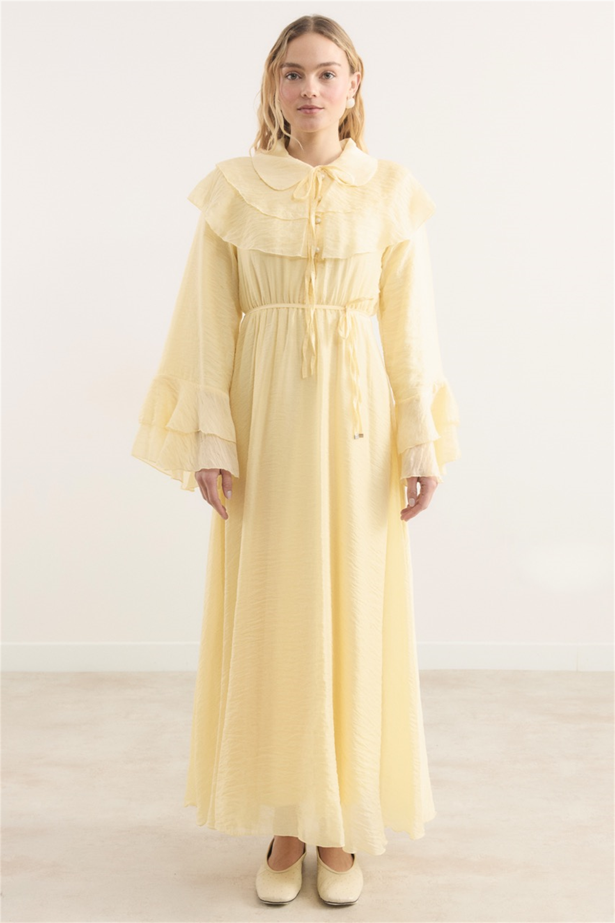 Amira Omuzdan Volanlı Elbise - Sarı