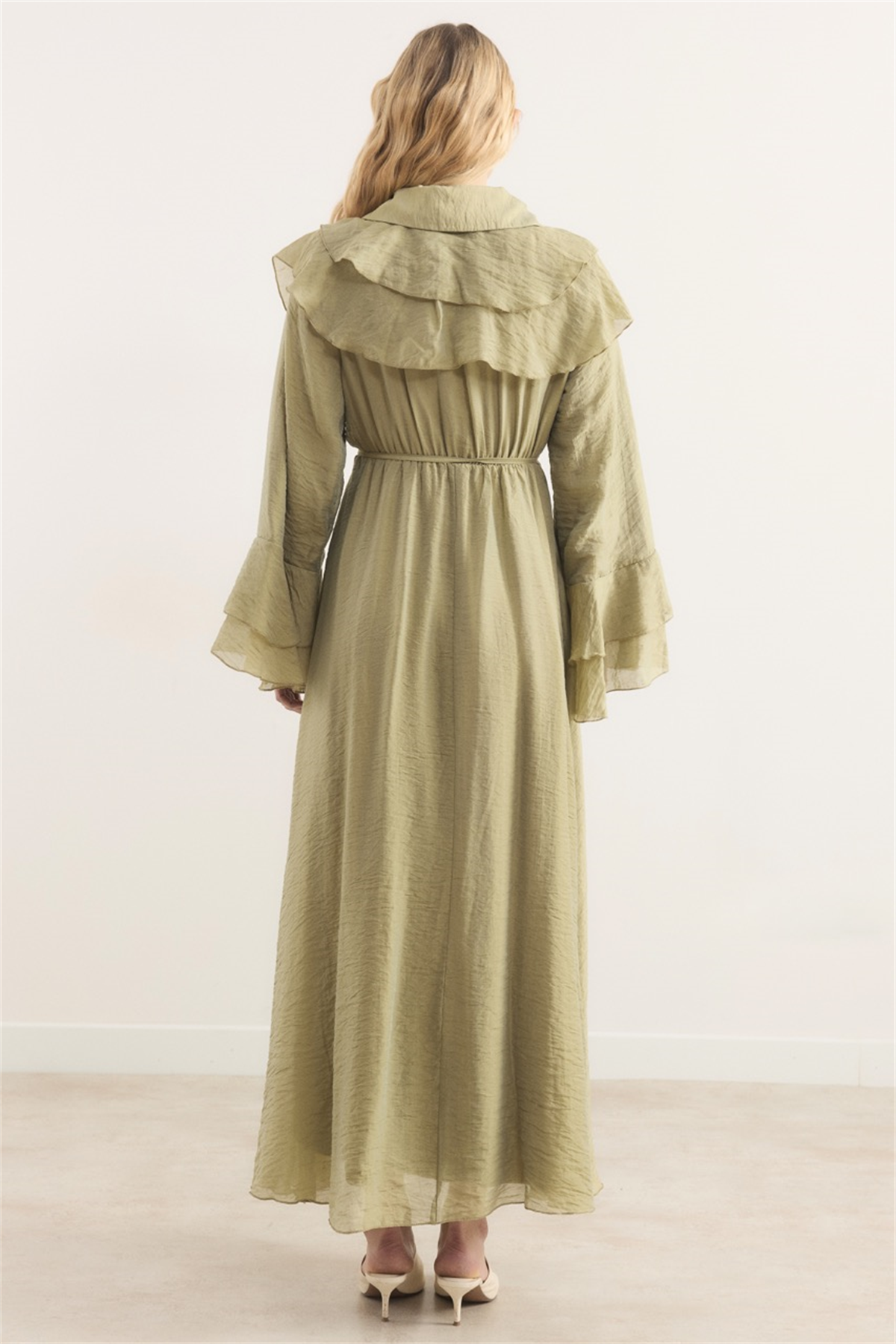 Amira Omuzdan Volanlı Elbise - Yeşil