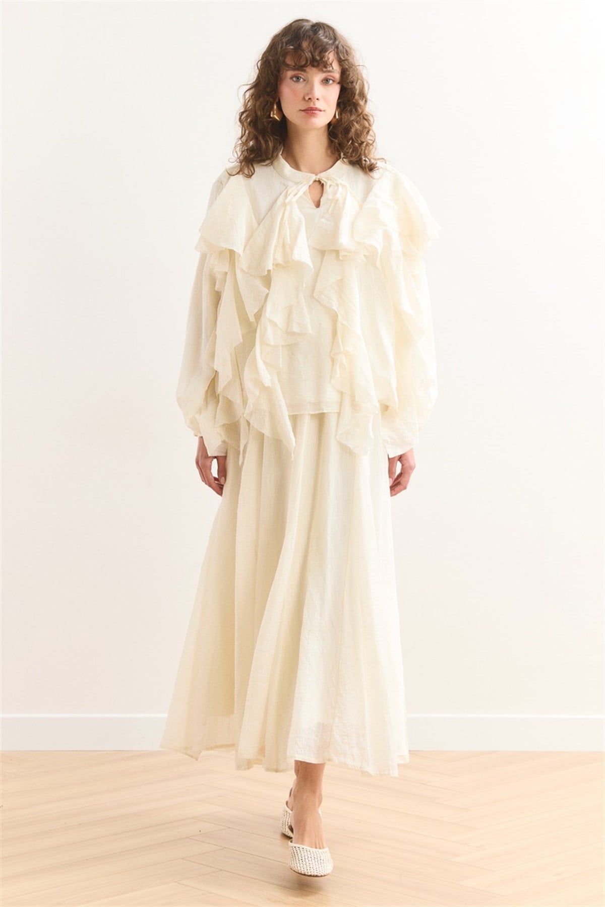 Angelina Volanlı Etek Takım - Ekru