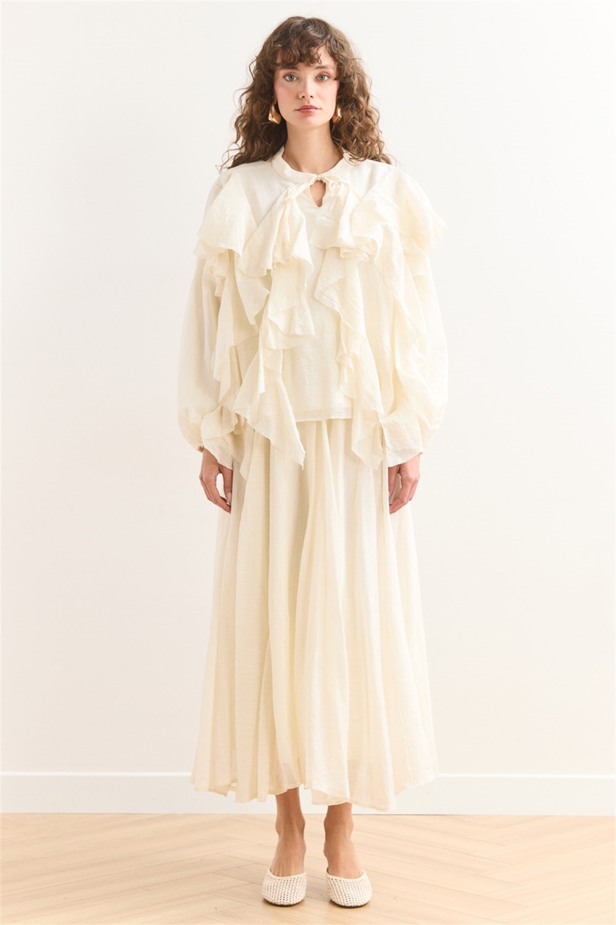 Angelina Volanlı Etek Takım - Ekru