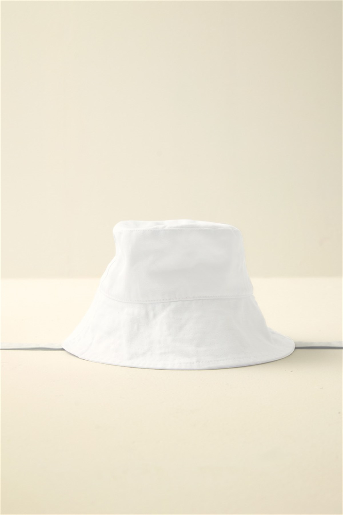 Bağlama Detaylı Bucket Şapka - Beyaz