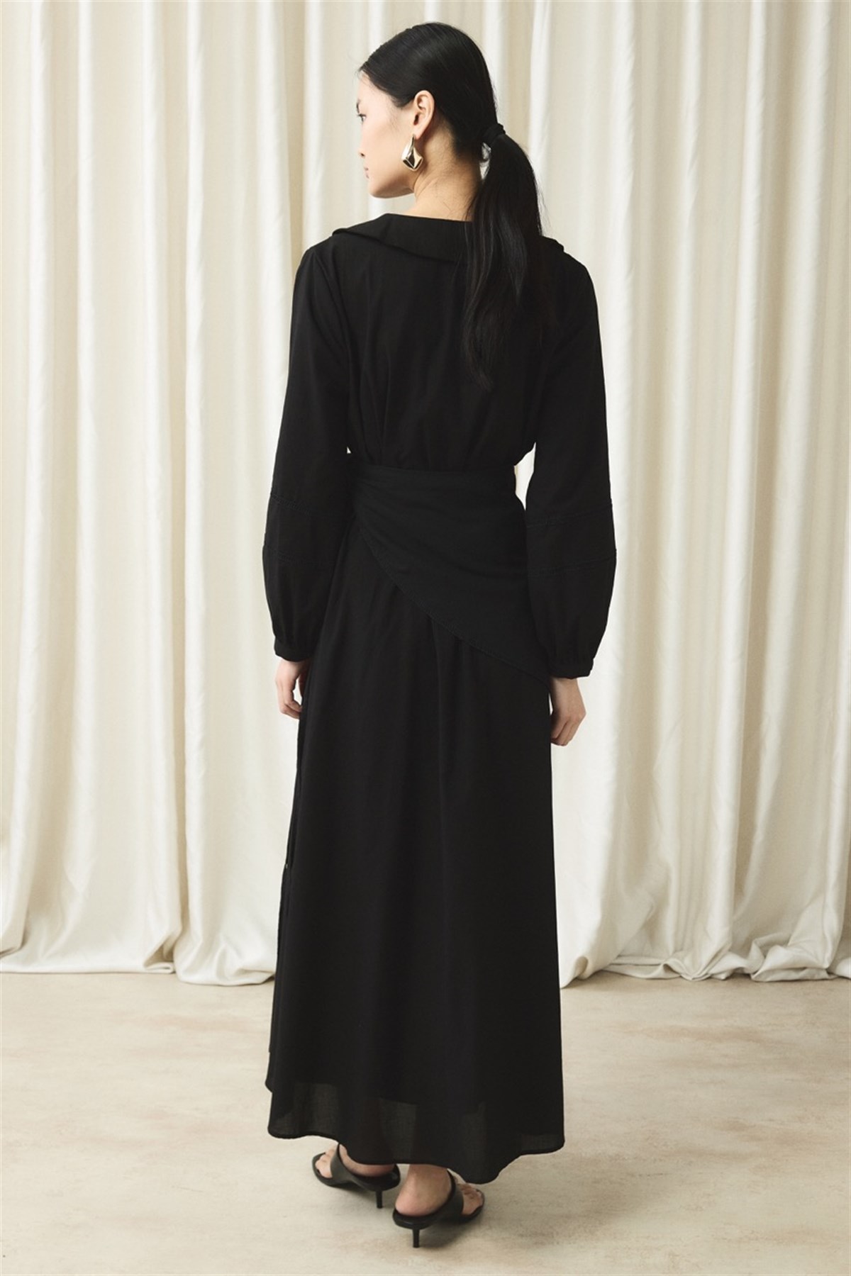 Bağlama Yaka Detay Vual Takım - Siyah