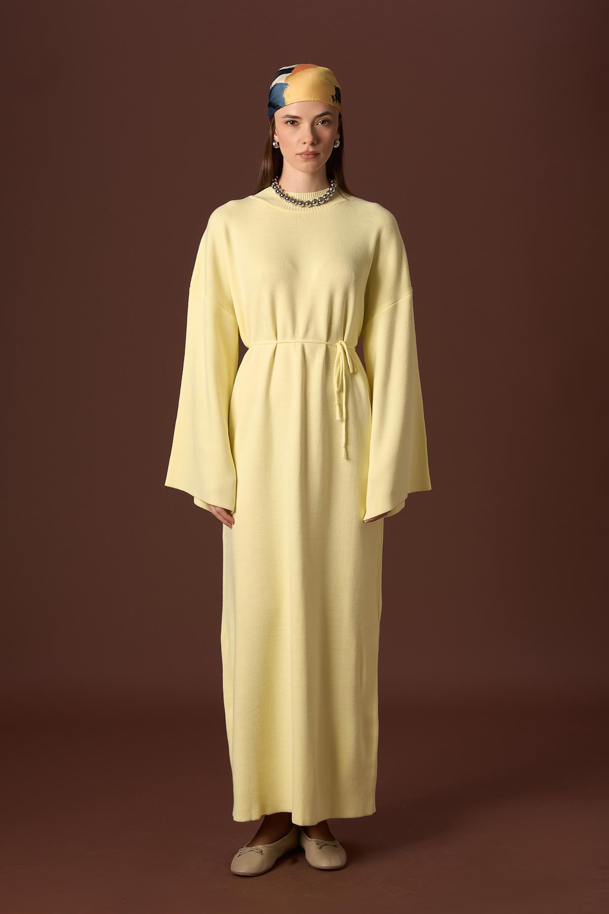 Basic Triko Kuşaklı Elbise - Sarı