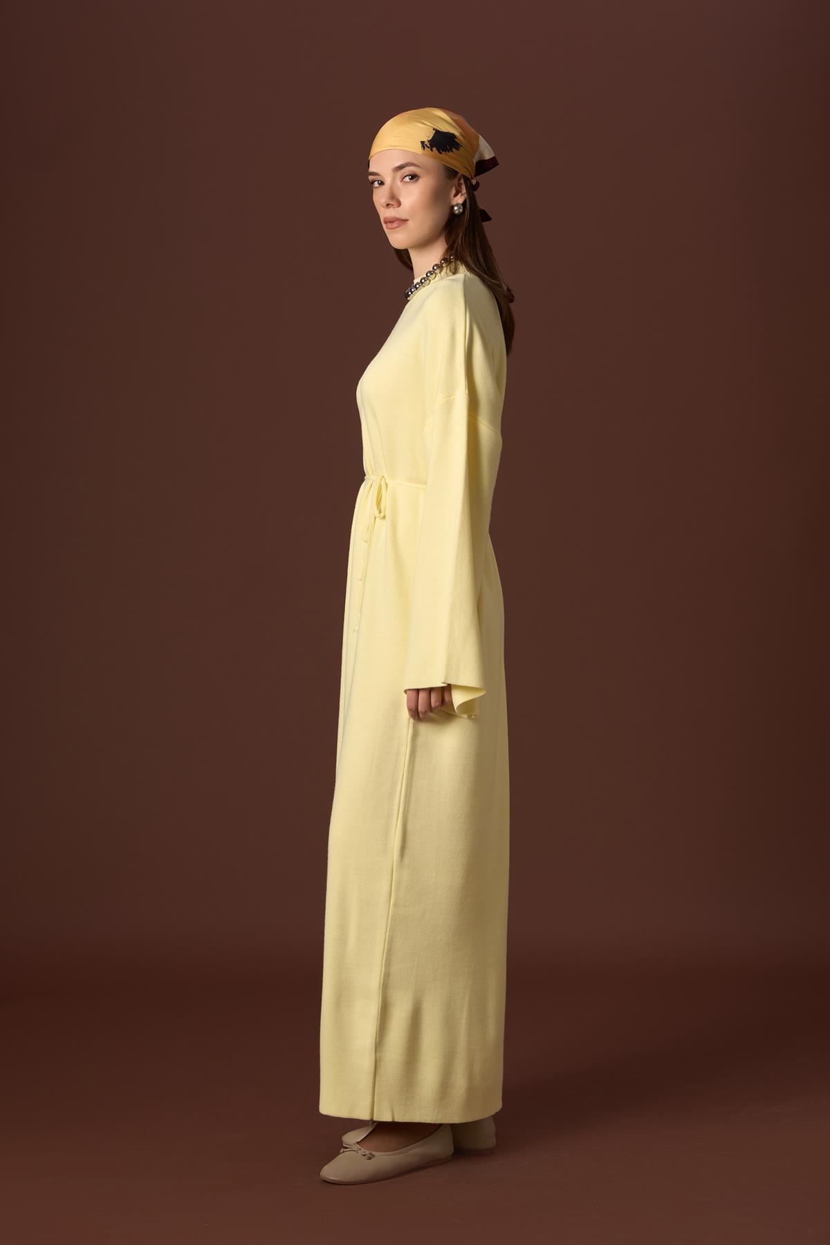 Basic Triko Kuşaklı Elbise - Sarı