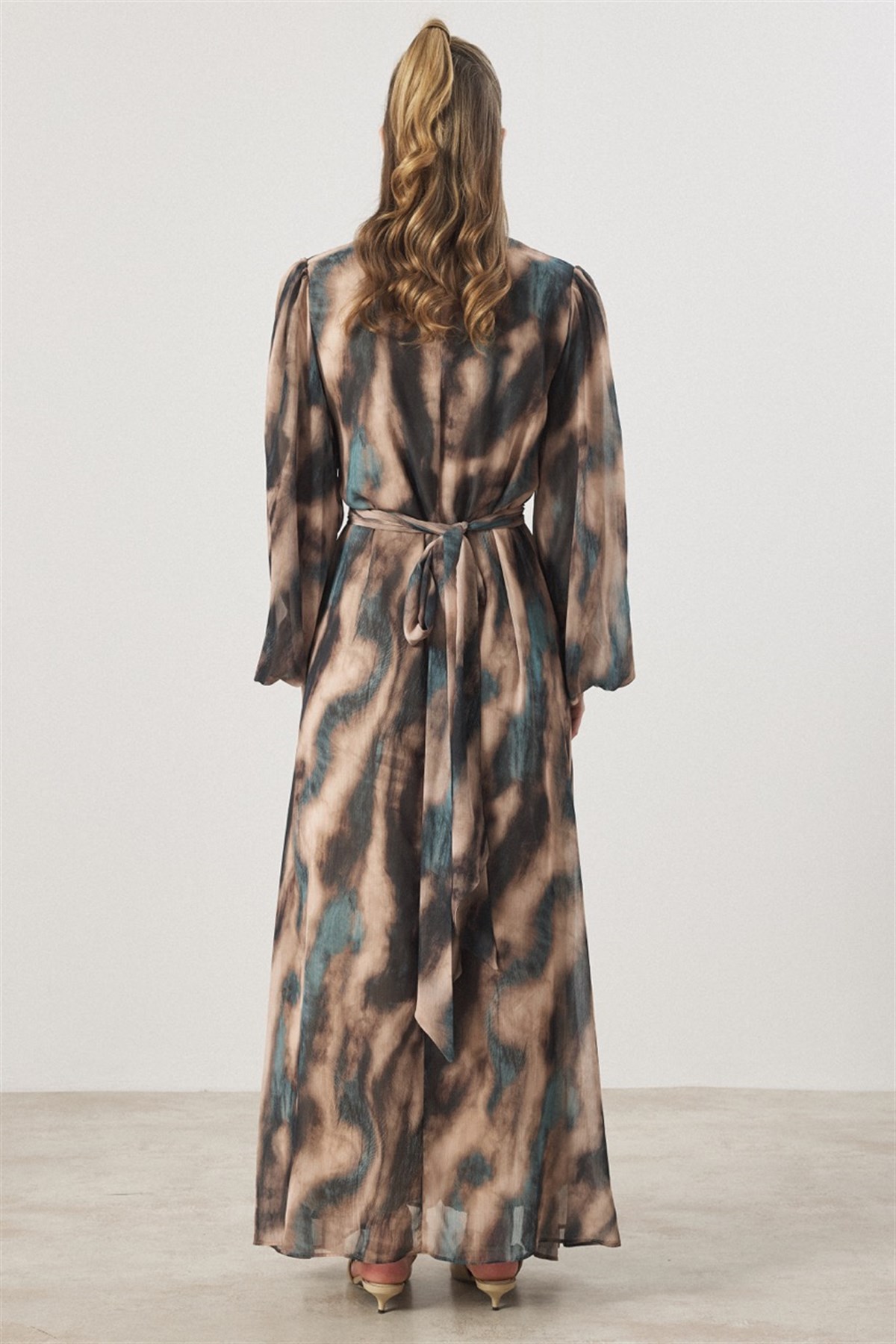 Bel Bağlama Detaylı Yoryo Şifon Baskılı Elbise - Turkuaz