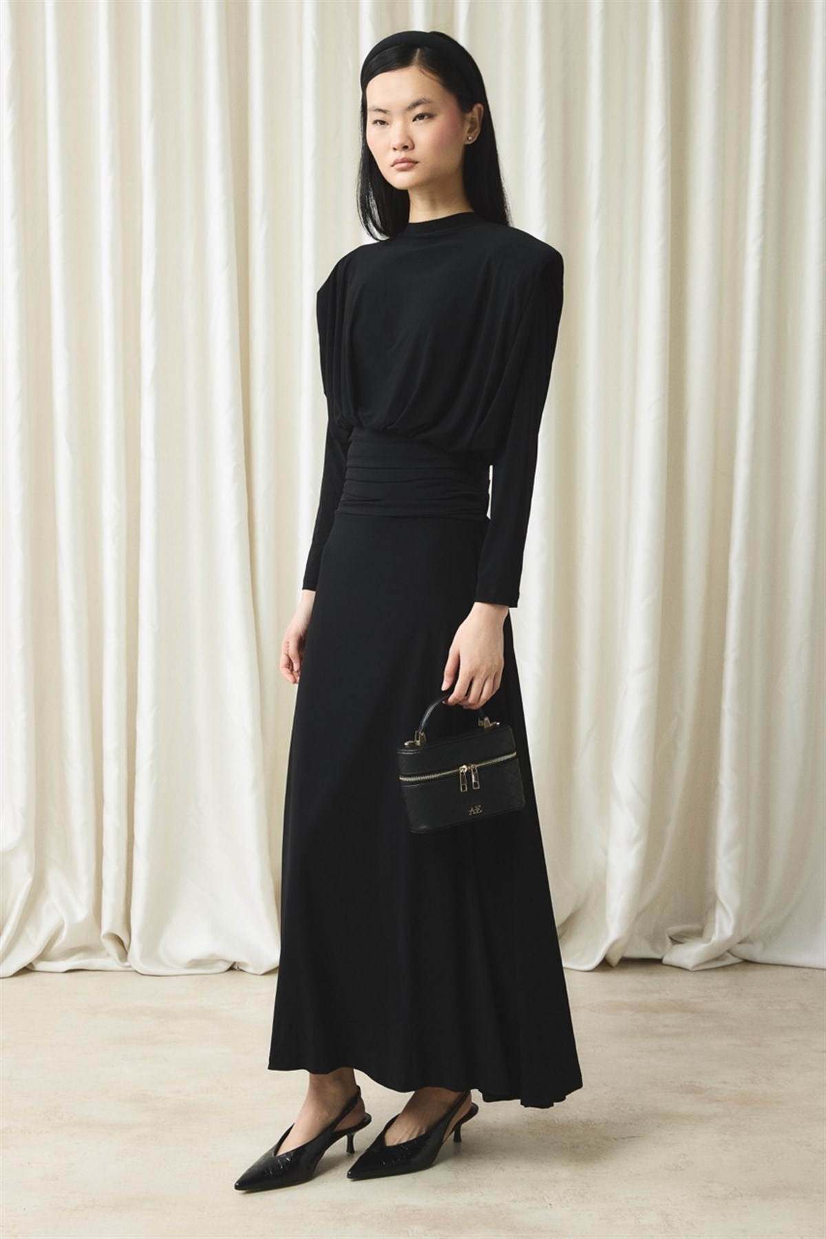 Bel Pileli Sendy Elbise - Siyah