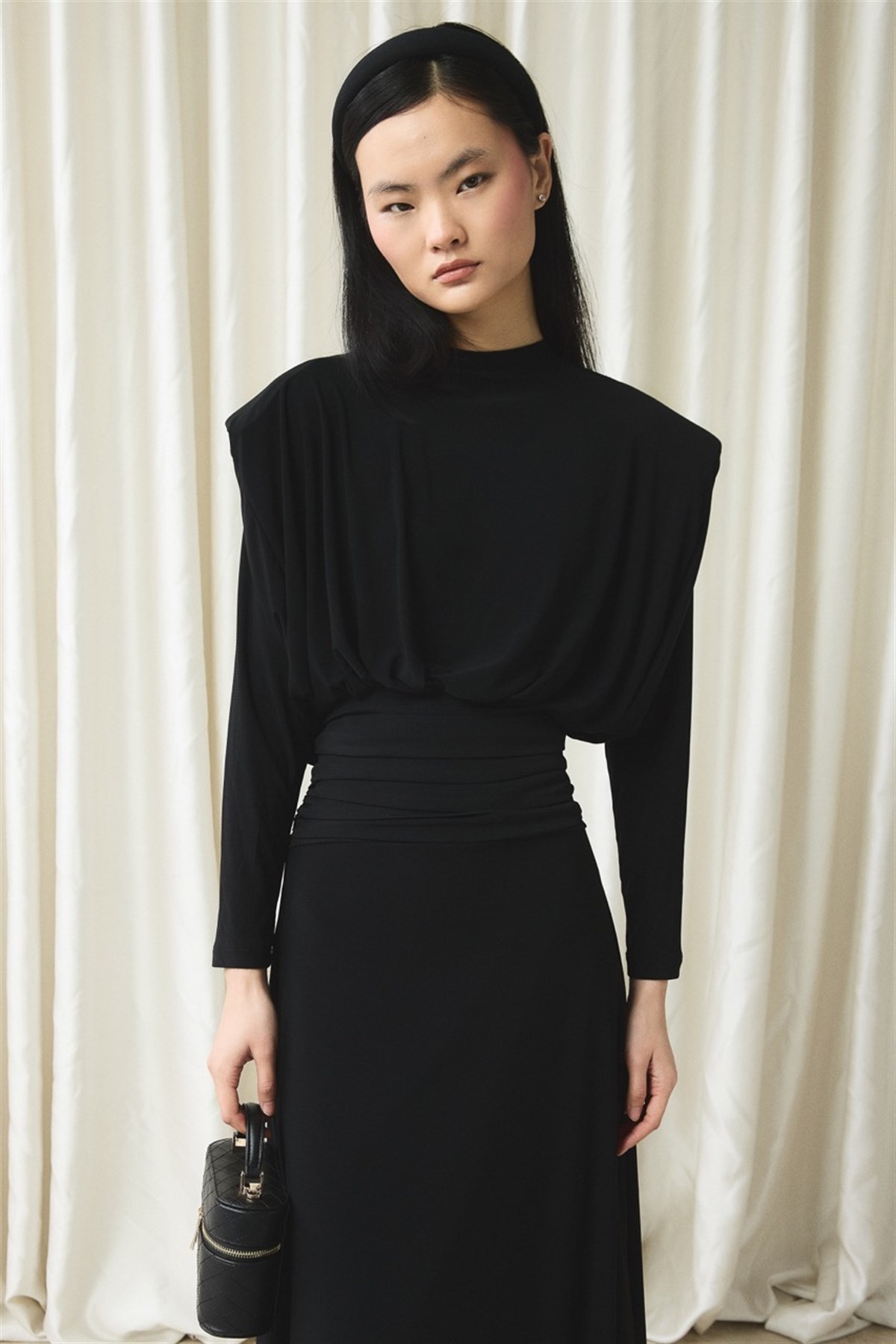 Bel Pileli Sendy Elbise - Siyah